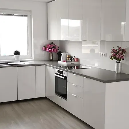 Rendez - Big 70m2 Apartment, Fresh New, Parking Included, Air-conditioned, Balcony Apartmán *