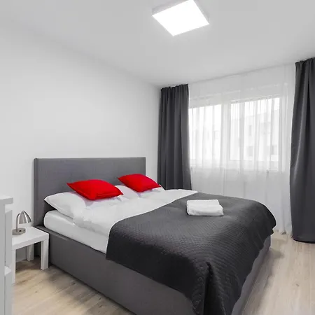 Apartment Rendez - 2 Bedroom Apartment, Big 85m2, Fresh New, With Parking Included, Air-conditioned, 2xbalcony *