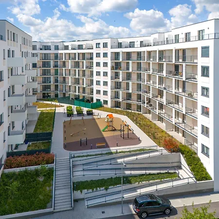 Apartament Rendez - 2 Bedroom Apartment, Big 85m2, Fresh New, With Parking Included, Air-conditioned, 2xbalcony Raca