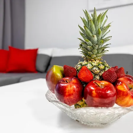 Apartmán Rendez - Big 70m2 Apartment, Fresh New, Parking Included, Air-conditioned, Balcony