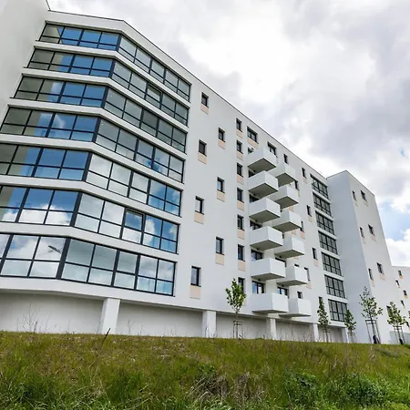 Rendez - Big 70m2 Apartment, Fresh New, Parking Included, Air-conditioned, Balcony Lejlighed *