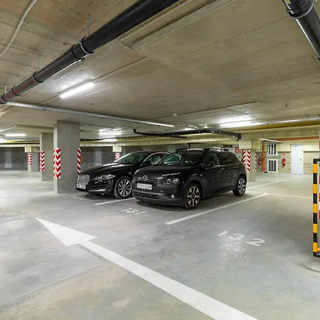 Apartment Rendez - 2 Bedroom Apartment, Big 85m2, Fresh New, With Parking Included, Air-conditioned, 2xbalcony