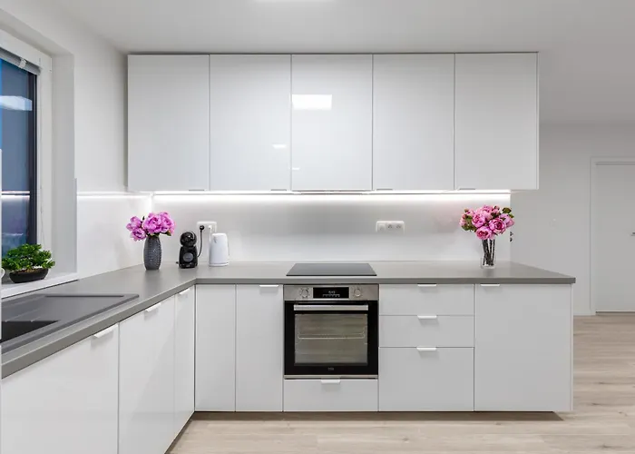 Rendez - Big 70M2 Apartment, Fresh New, Parking Included, Air-Conditioned, Balcony Apartment