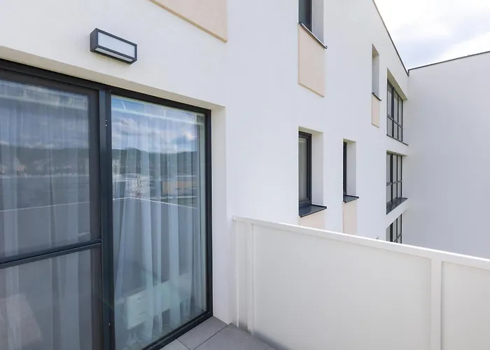 Rendez - Big 70M2 Apartment, Fresh New, Parking Included, Air-Conditioned, Balcony Apartment
